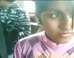 rubbing pennis against a beautiful girl (bus)