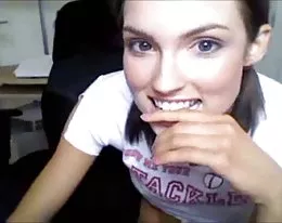 Gorgeous 18yo teen babe anal on webcam
