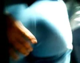 Agarron en bus 5, metiendo mano en bus, groped, encoxada