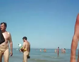 walking on shaved nude beach