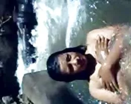 Egyptian Girl Take A Shower In public