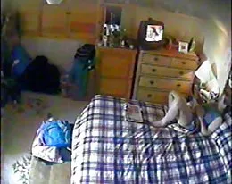 Wife masturbates to porn on hidden camera