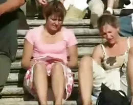 Candid Upskirts
