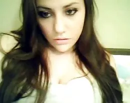 Webcamz Archive - Hot 18yo Girl Flashing Big Melons