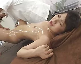 Herbal OiL Massage HIROMI