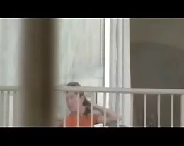 exhibitionist vs exhibitionist- round 1