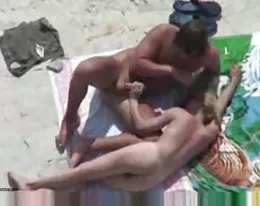 Blow on Beach Voyeur