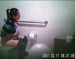 Cafe Bathroom Deleted scenes