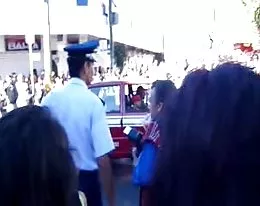 Touch it if you can 4