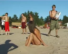 Spy nude girl picked up by voyeur cam at nude beach