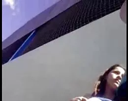 detras de la universidad