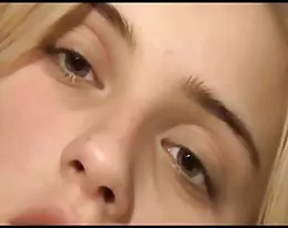 Amateur blonde ass fucked on homemade